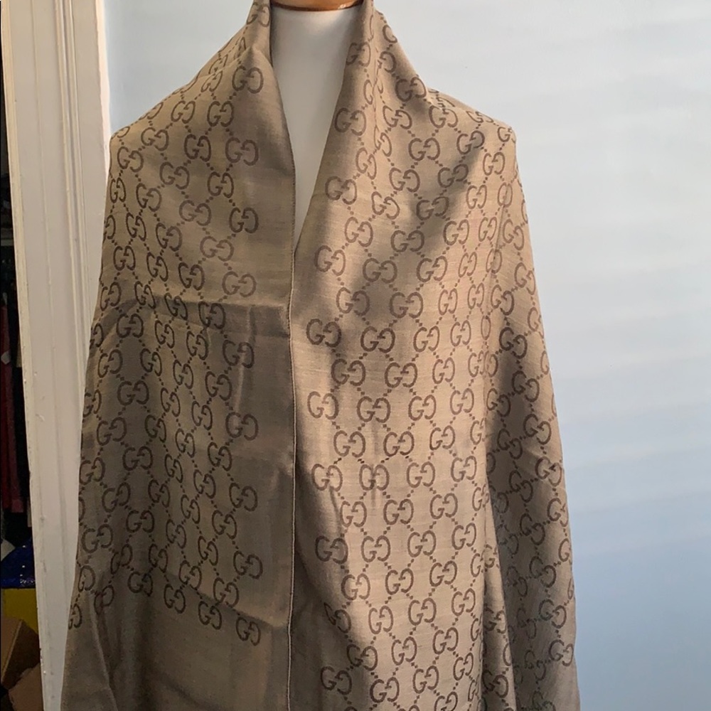 Beautiful Gucci Scarf